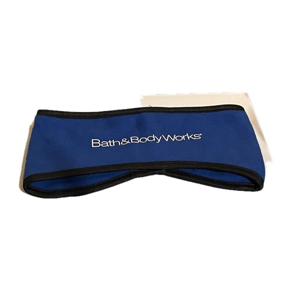 Bath & Body Works Unisex Fleece Scarf & Winter Headband - Picture 3 of 3